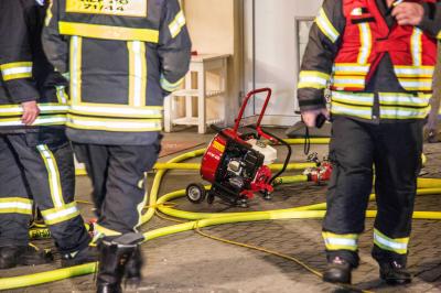 Schwaebisch Gmuend: Kellerbrand im ehemaligen Hotel Josefle - Gaststaetten geraeumt